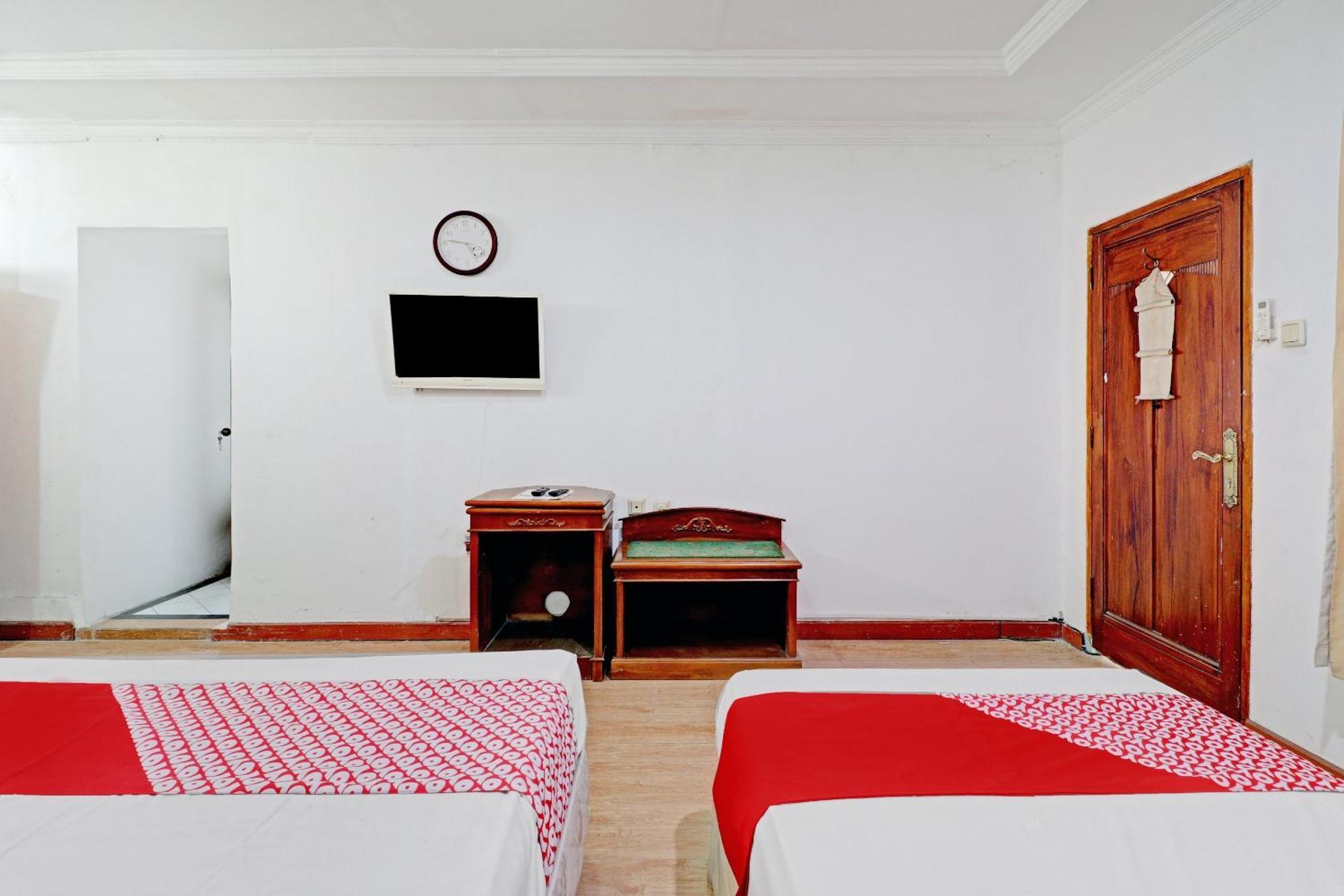 Hotel O Bandung Near Stadion Siliwangi Formerly The Ethnic Hotel Bandung Exterior photo