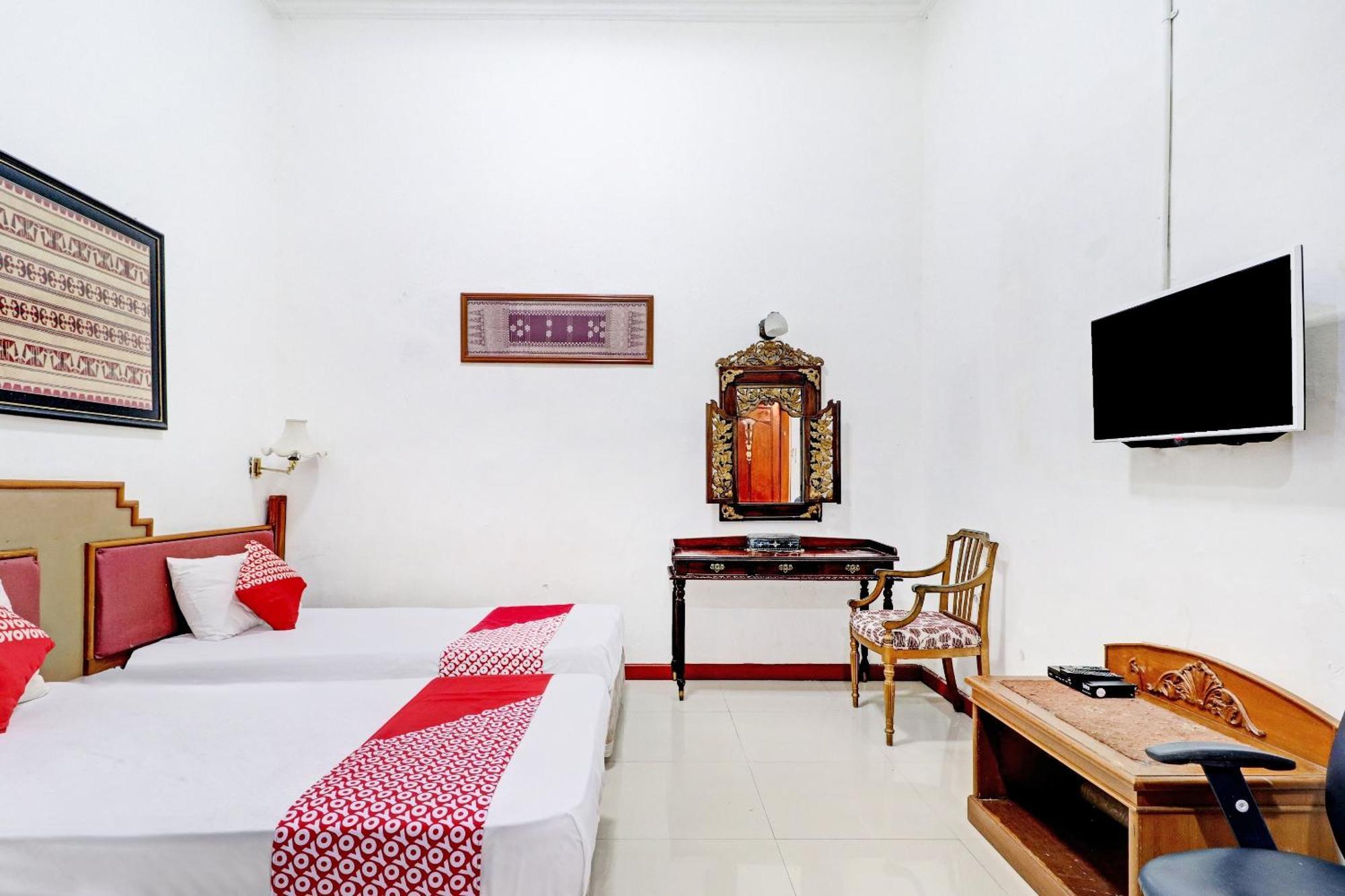 Hotel O Bandung Near Stadion Siliwangi Formerly The Ethnic Hotel Bandung Exterior photo