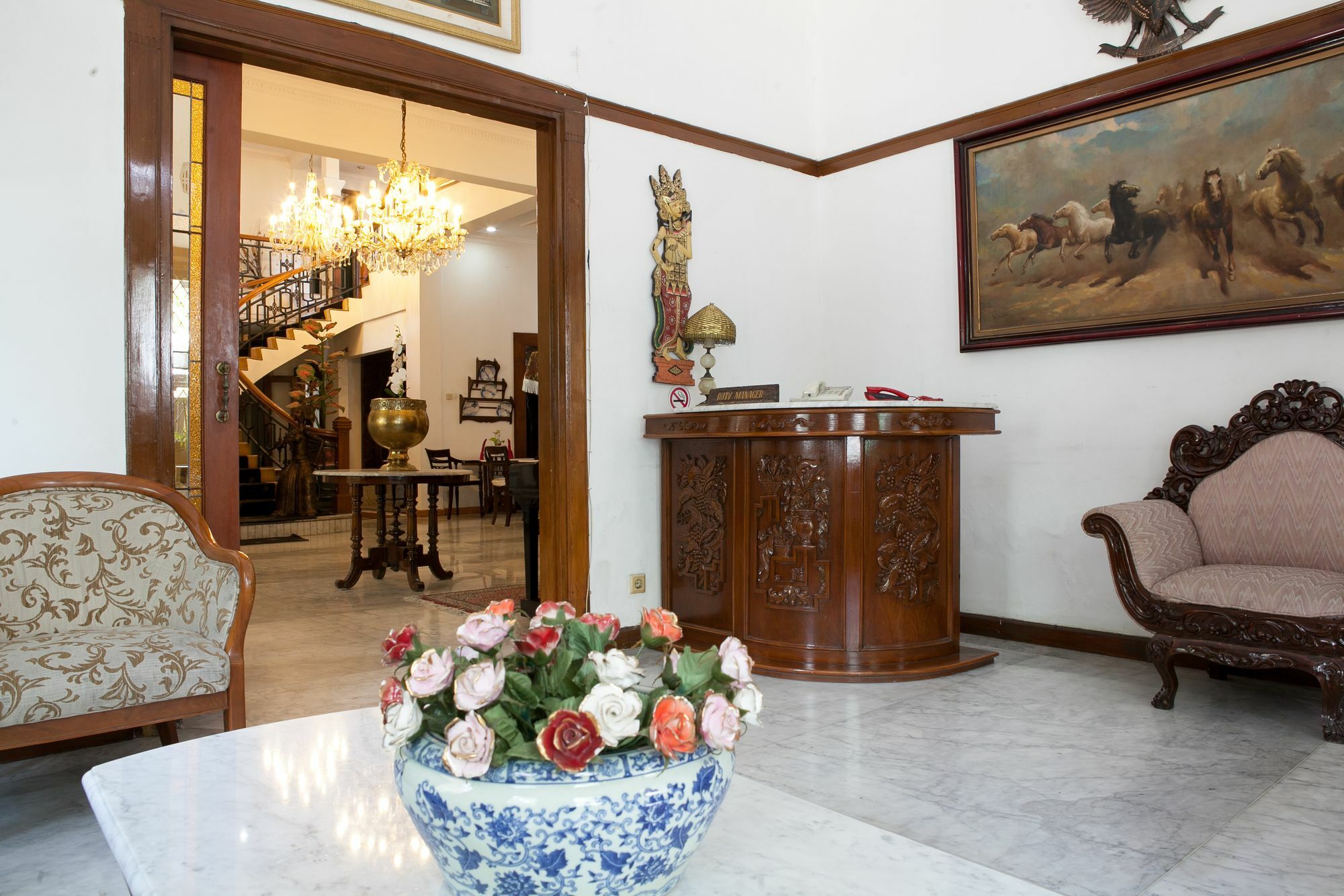 Hotel O Bandung Near Stadion Siliwangi Formerly The Ethnic Hotel Bandung Exterior photo